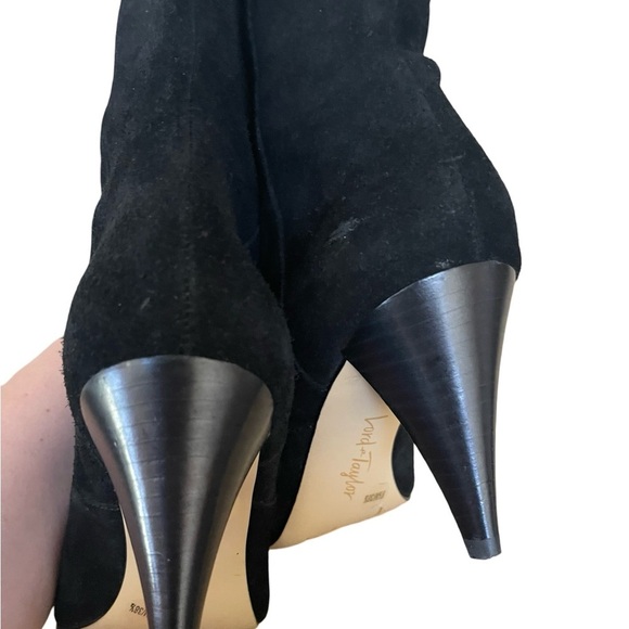 Lord & Taylor black suede cone heel boots 8.5 - Picture 14 of 16
